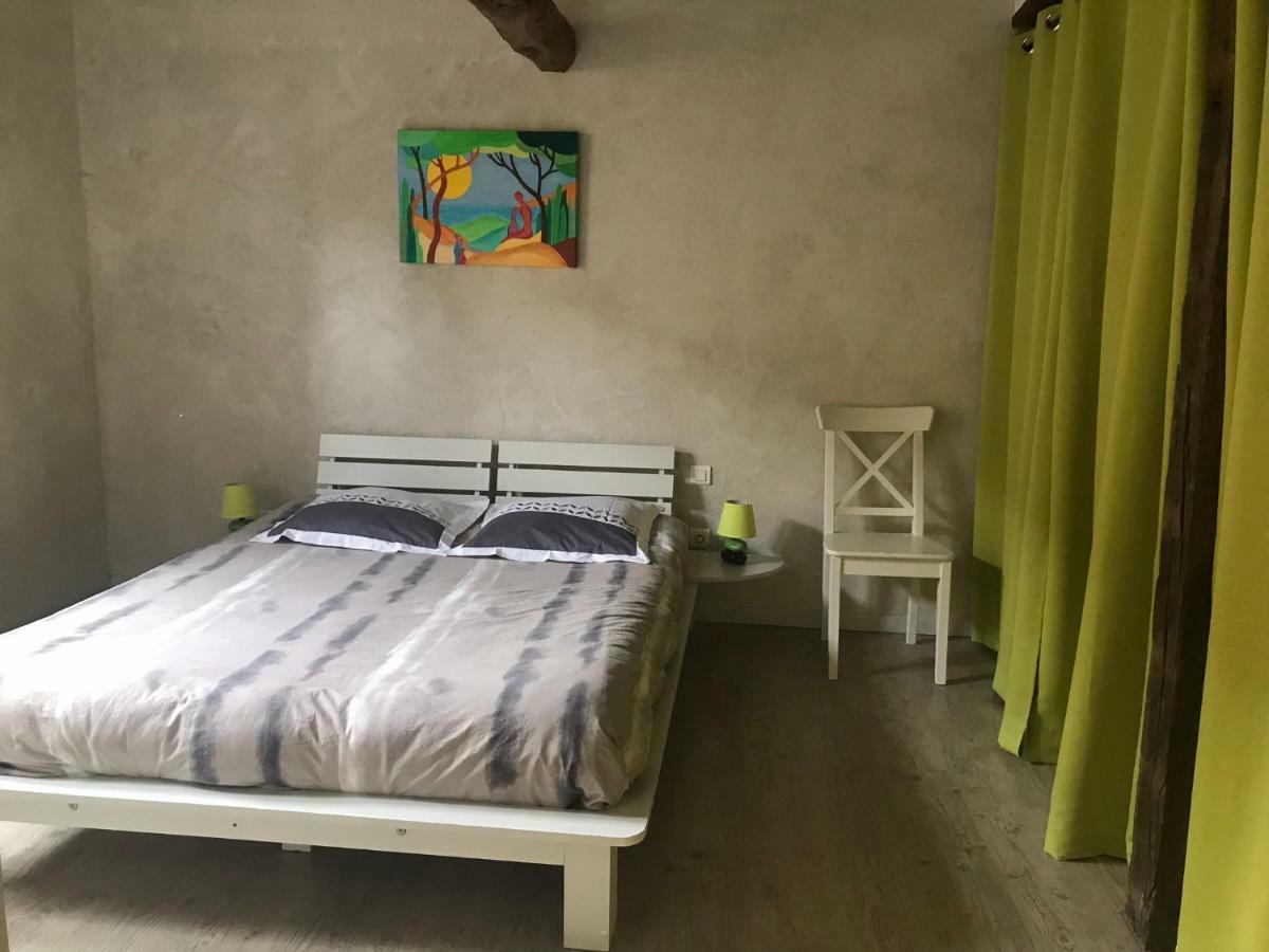 La Maison De Chloe Senouillac Exteriör bild